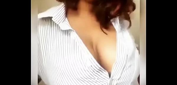  Bhabi’s need someone to grave her BooB’s from behind